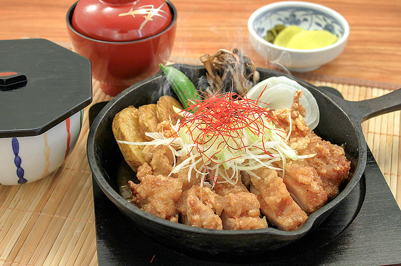 鶏肉と春野菜の山賊焼き